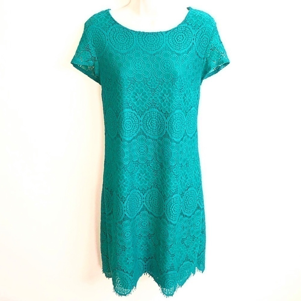 🆕 Shelli Segal scalloped lace short sleeve scoop neck teal mini dress